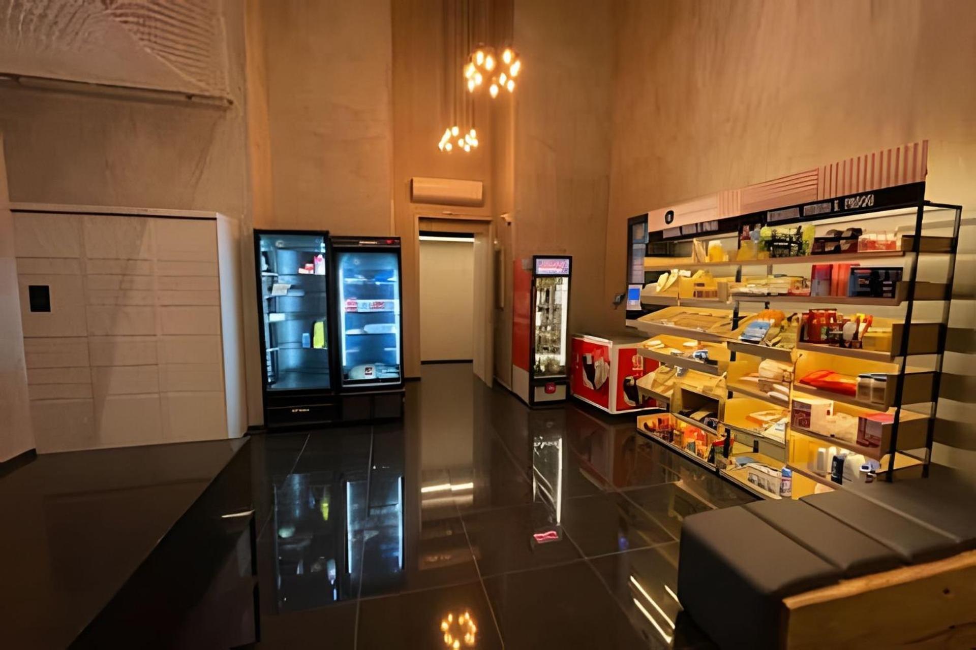 Flat / Sp / Praca Da Republica 612 Apartamento São Paulo