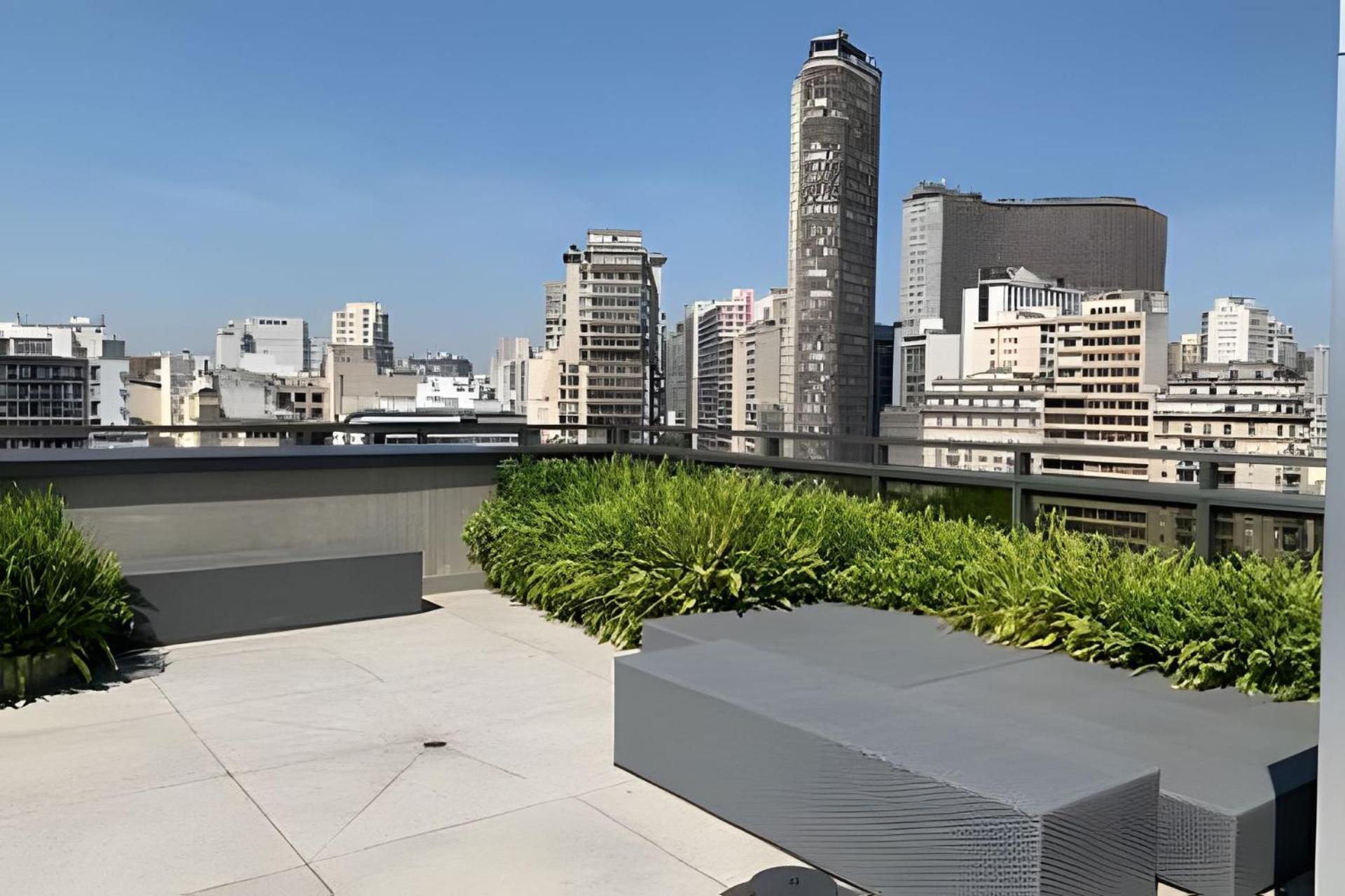Flat / Sp / Praca Da Republica 612